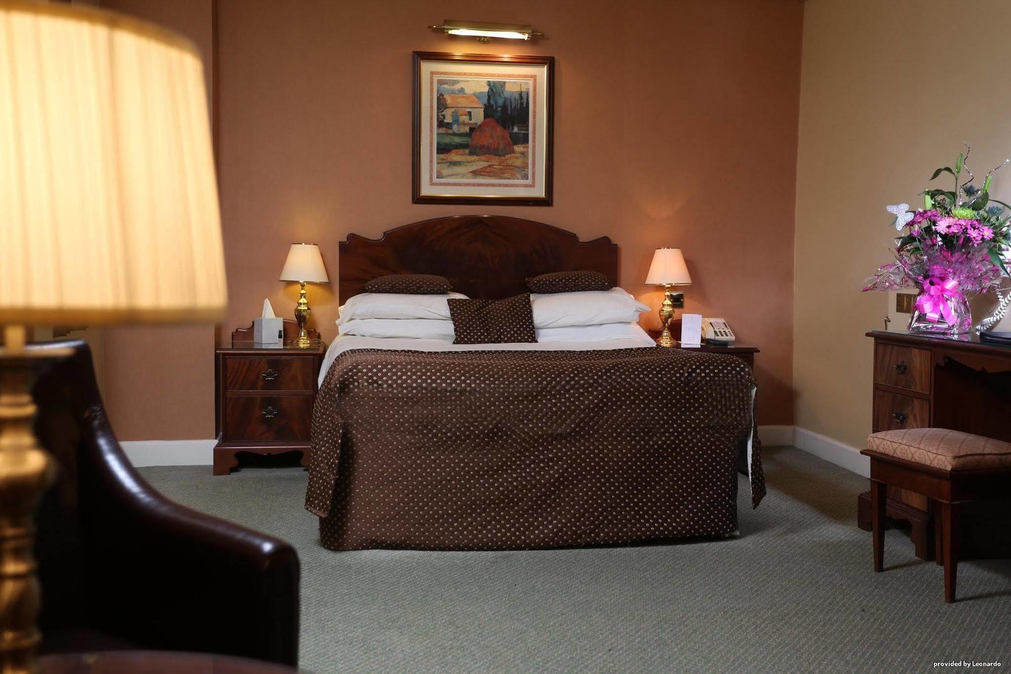 Western Chorley West Park Hall Hotel 3*