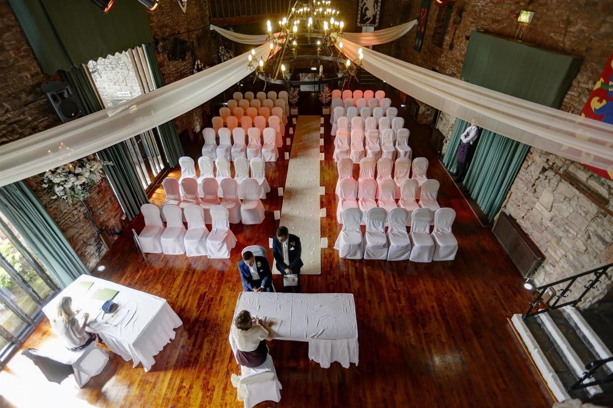 Western Chorley West Park Hall 3*
