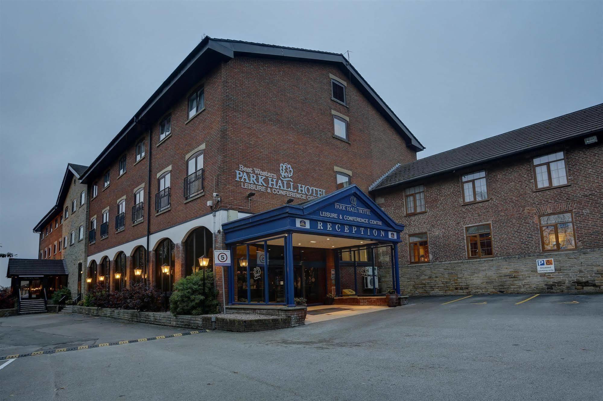 Western Chorley West Park Hall 3*