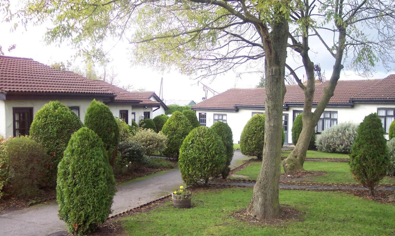 Western Chorley West Park Hall Hotel 3*